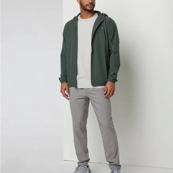 VUORI Outdoor Trainer Shell - Picture 14 of 15